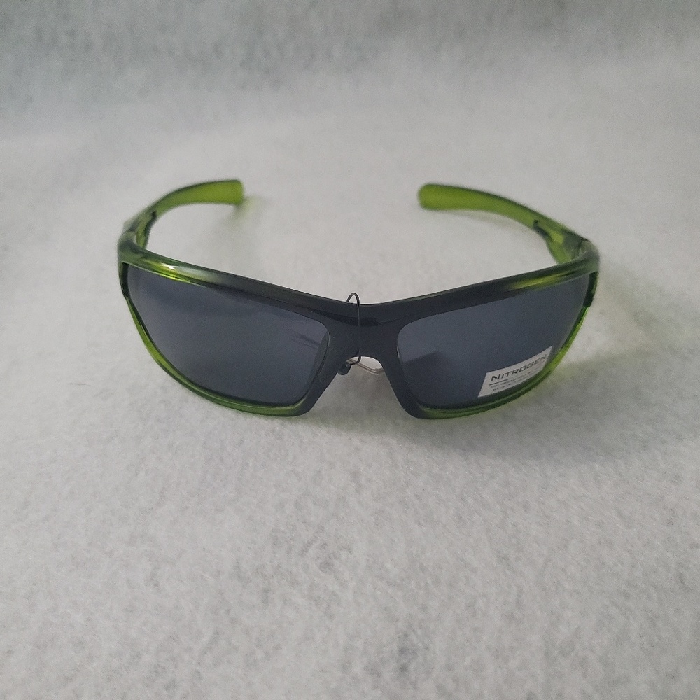 Nitrogen Polarized Lens